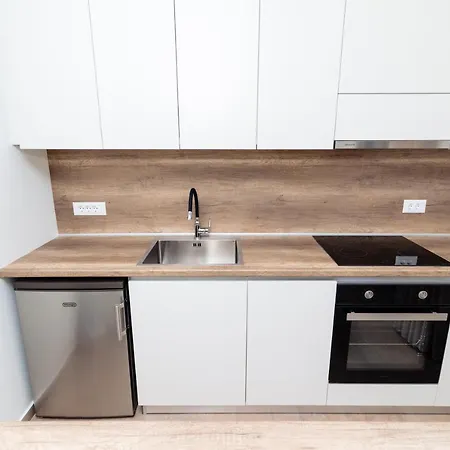 Chrysoula Seaside 公寓